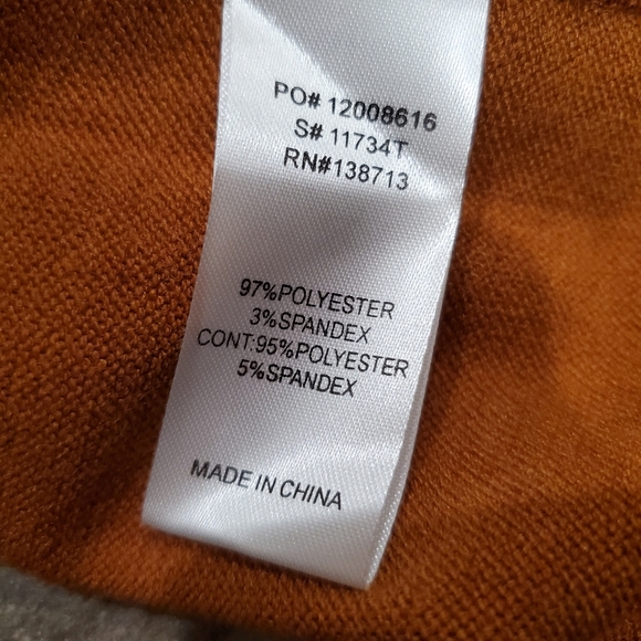 Gorgeous Top by Doe & Rae - Picture 4 of 5